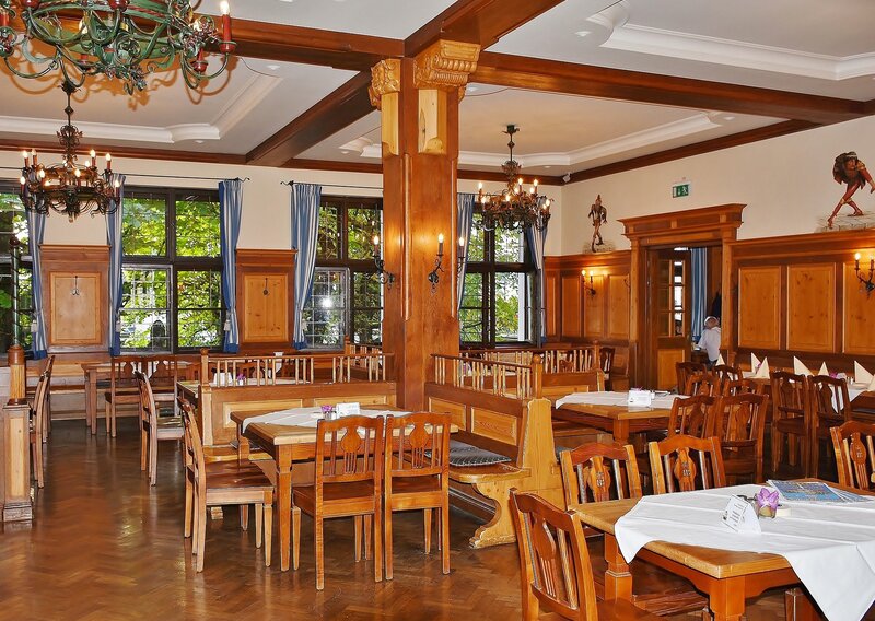 inn-2674733_1920